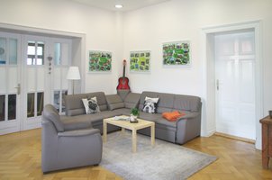 Gemütlicher Wartebereich